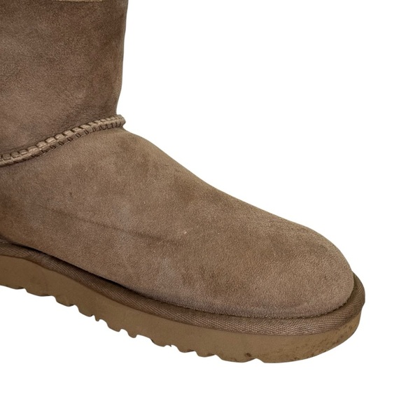 UGG MINI BAILEY BUTTON II CARIBOU BOOTS - WOMEN'S SZ. 6 AMPUTEE 1 SHOE LEFT SHOE - Picture 10 of 16